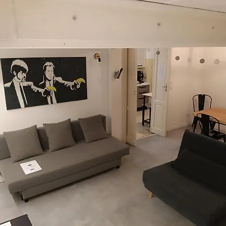Апартаменти Dimora Ateneo - Nel Centro Della Citta *