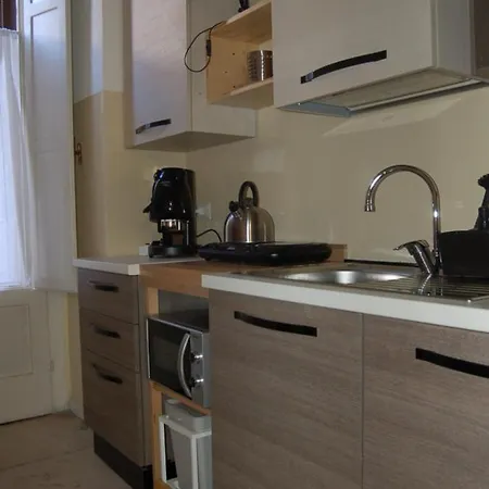 Dimora Ateneo - Nel Centro Della Citta アパート *