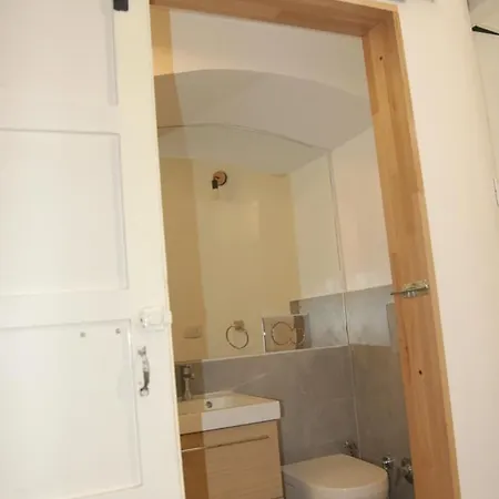 Dimora Ateneo - Nel Centro Della Citta شقة