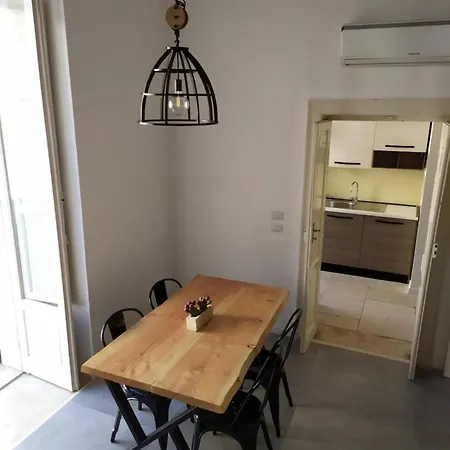 شقة Dimora Ateneo - Nel Centro Della Citta باري