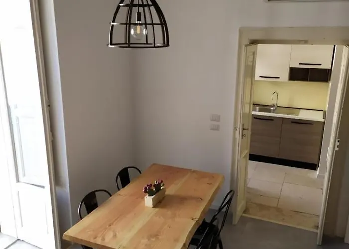 Apartment Dimora Ateneo - Nel Centro Della Citta Bari